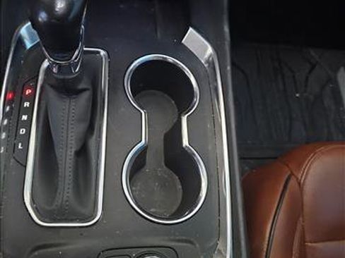 Used 2021 Chevrolet Traverse High Country image 18