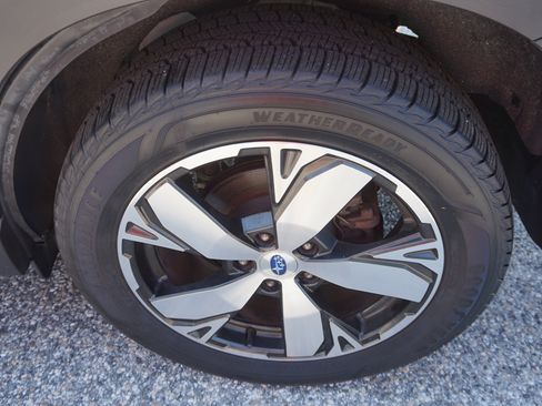 Used 2020 Subaru Forester Touring AWD/4WD image 9