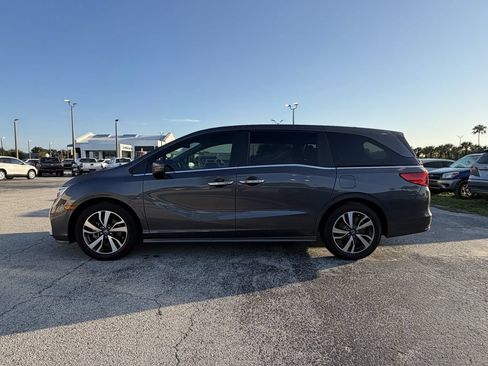 Used 2024 Honda Odyssey Touring image 8