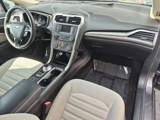 Used 2018 Ford Fusion S FWD image 28
