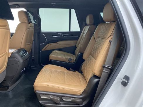 Used 2021 Cadillac Escalade Premium Luxury w/ Driver Assist Tech Package image 17