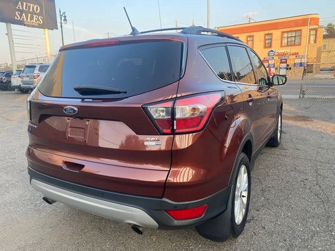 Used 2018 Ford Escape SEL AWD/4WD image 9