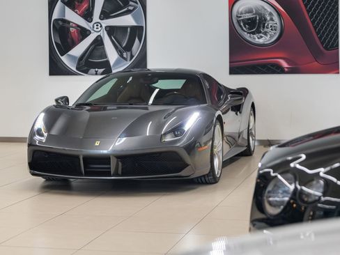 Used 2017 Ferrari 488 GTB image 43