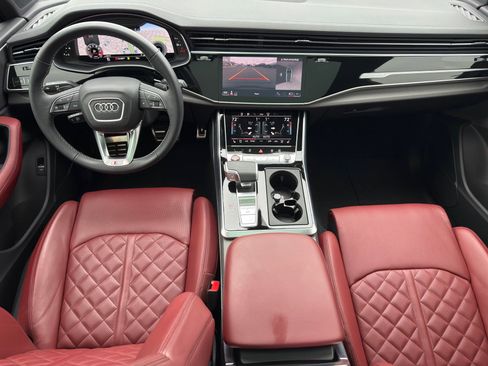 Used 2025 Audi SQ7 Prestige w/ Prestige Package AWD/4WD image 20