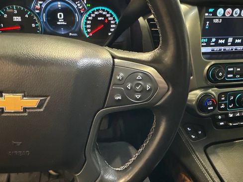 Used 2020 Chevrolet Tahoe Premier AWD/4WD image 35