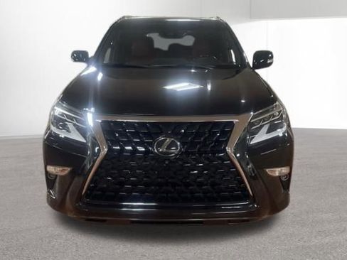 Used 2021 Lexus GX 460 Luxury w/ Accessory Package image 2