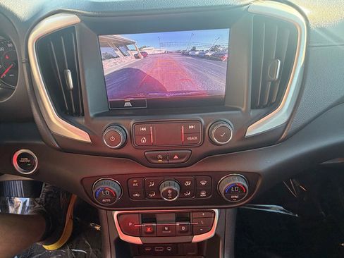 Used 2022 GMC Terrain SLE w/ Driver Convenience Package AWD/4WD image 29