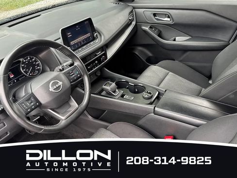 Used 2025 Nissan Rogue SV AWD/4WD image 4