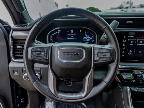 Used 2025 GMC Sierra 2500 Denali Ultimate image 19