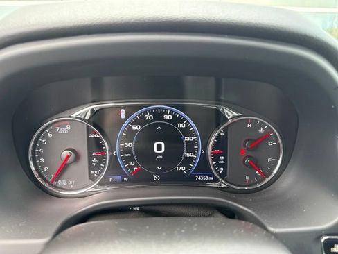 Used 2021 GMC Acadia SLT w/ Elevation Edition AWD/4WD image 9