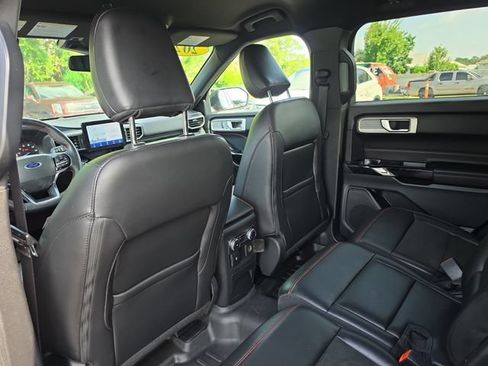 Used 2022 Ford Explorer ST-Line w/ Class IV Trailer Tow Package RWD image 11
