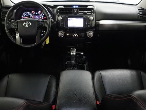 Used 2017 Toyota 4Runner TRD Off-Road Premium AWD/4WD image 30