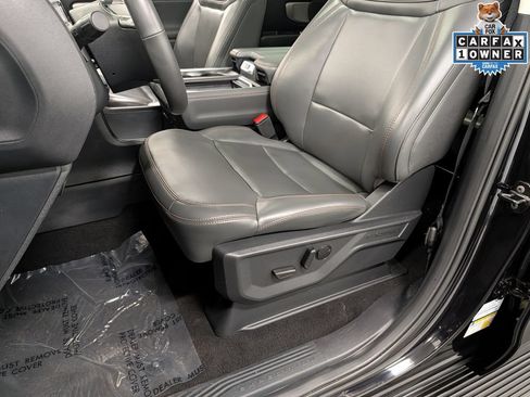 Used 2025 Ford Expedition Active AWD/4WD image 11