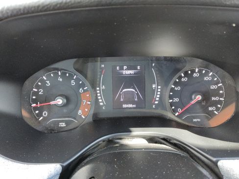 Used 2022 Jeep Compass Latitude w/ Sun and Sound Group image 23