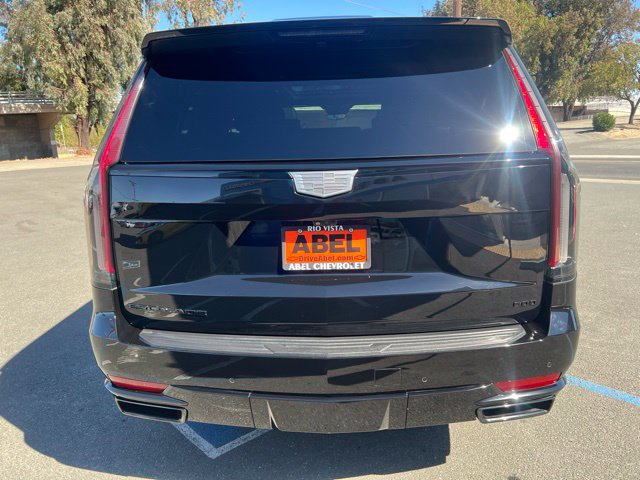 Used 2021 Cadillac Escalade ESV Sport w/ Driver Assist Tech Package AWD/4WD image 4