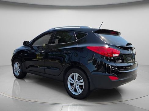 Used 2013 Hyundai Tucson GLS FWD image 4