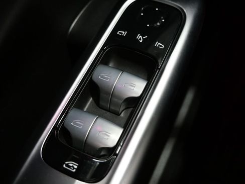 Used 2023 Mercedes-Benz C 300 4MATIC Sedan image 14