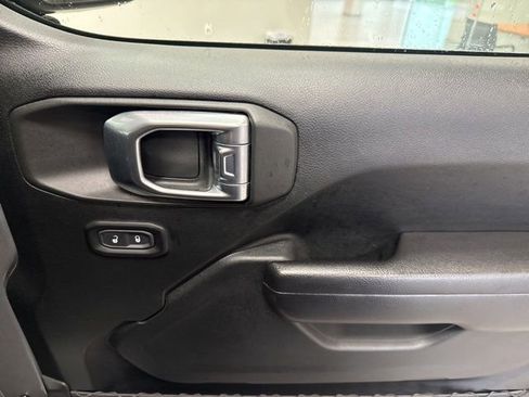 Used 2021 Jeep Wrangler Sport AWD/4WD image 42