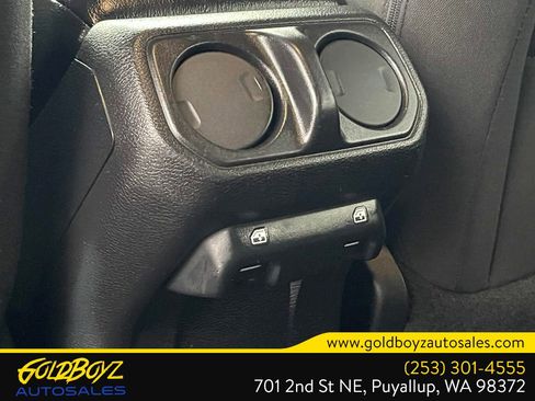 Used 2018 Jeep Wrangler Unlimited Sport S image 36