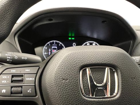 Used 2025 Honda HR-V LX image 22