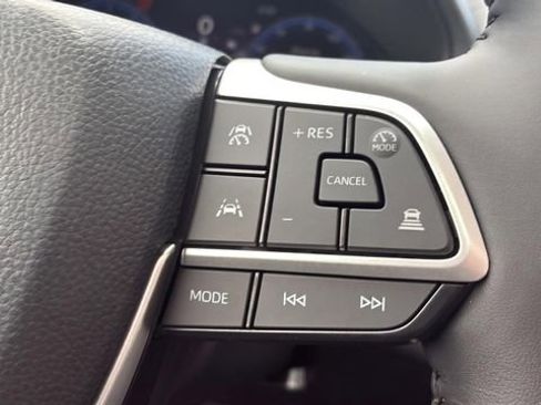 Used 2026 Toyota Grand Highlander AWD image 33