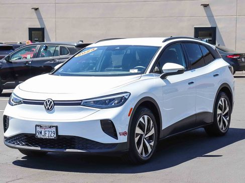 Used 2024 Volkswagen ID.4 2WD image 3