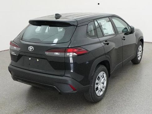 New 2026 Toyota Corolla Cross L FWD image 8