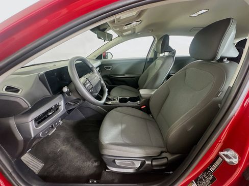 Used 2025 Kia K4 FWD image 13