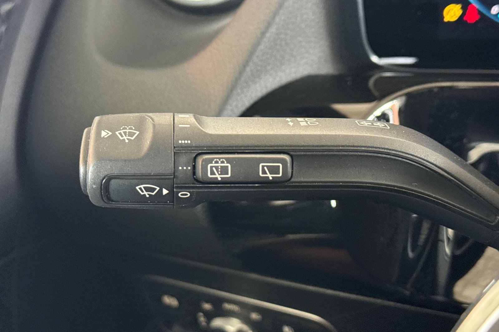 Certified 2023 Mercedes-Benz GLA 250 image 31