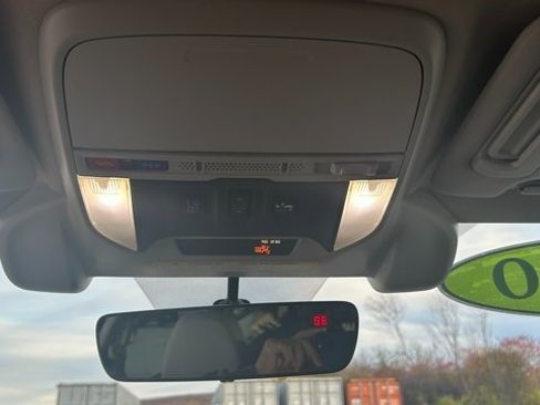 Used 2020 Subaru Forester Limited image 28