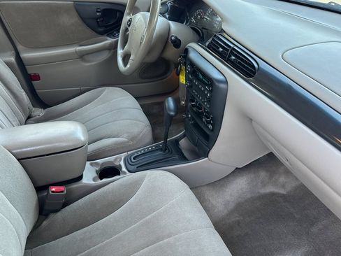 Used 2002 Chevrolet Malibu V6 w/ Preferred Equipment Group 1 FWD image 15