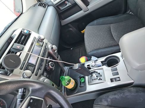 Used 2010 Toyota 4Runner Limited RWD image 11