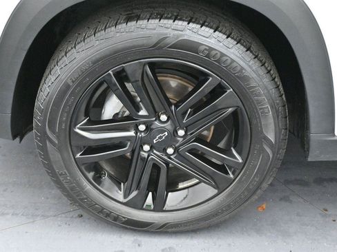 Used 2025 Chevrolet Trax ACTIV w/ Driver Confidence Package FWD image 33