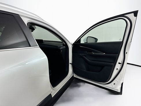 Used 2025 MAZDA CX-30 AWD 2.5 S w/ Preferred Package image 31