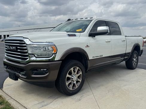 Used 2022 RAM 3500 Limited image 3