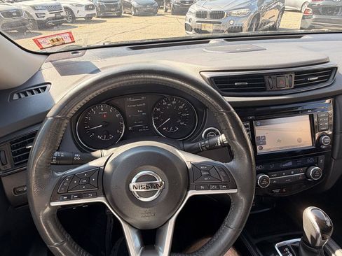 Used 2017 Nissan Rogue SL w/ SL Premium Package AWD/4WD image 30