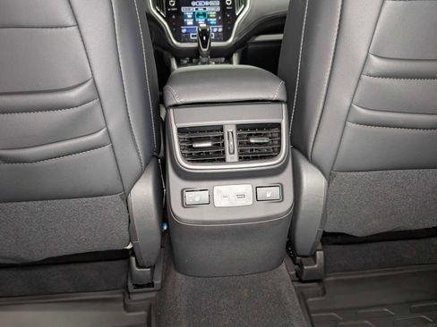 Used 2025 Subaru Outback Touring XT w/ Popular Package #2 AWD/4WD image 22