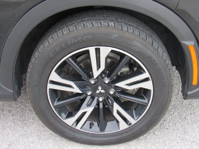 Used 2024 Mitsubishi Eclipse Cross SE AWD/4WD image 11