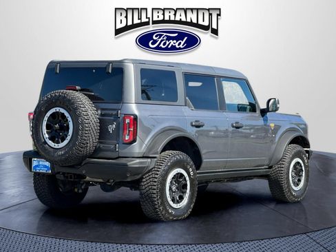 Used 2024 Ford Bronco Badlands AWD/4WD image 3