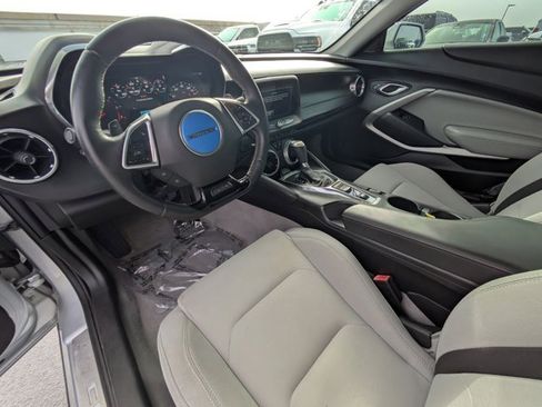 Used 2017 Chevrolet Camaro SS image 12