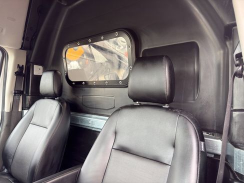 Used 2022 Ford Transit 350 148 High Roof Extended image 28