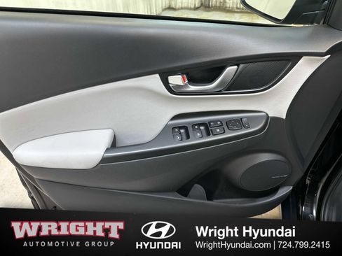 Certified 2022 Hyundai Kona Limited image 9