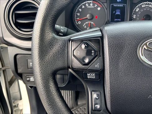Used 2021 Toyota Tacoma SR AWD/4WD image 23