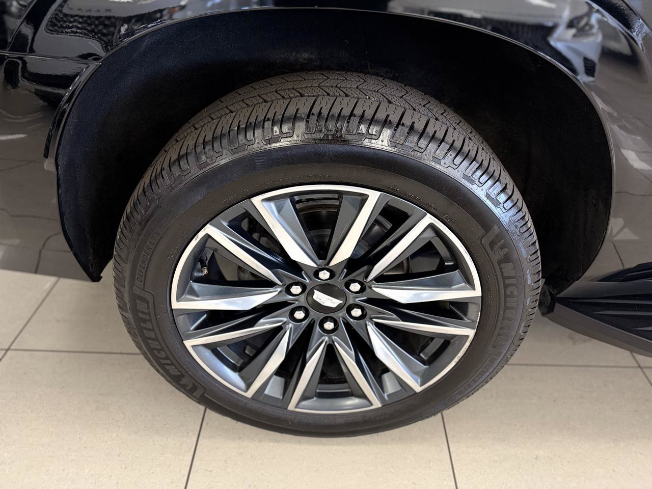 Used 2021 Cadillac Escalade ESV Sport AWD/4WD image 34