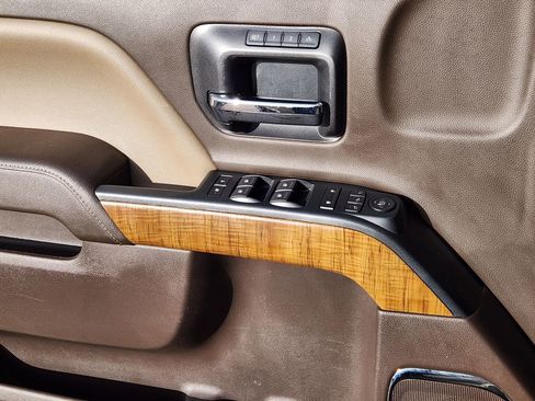 Used 2017 GMC Sierra 1500 SLT image 3