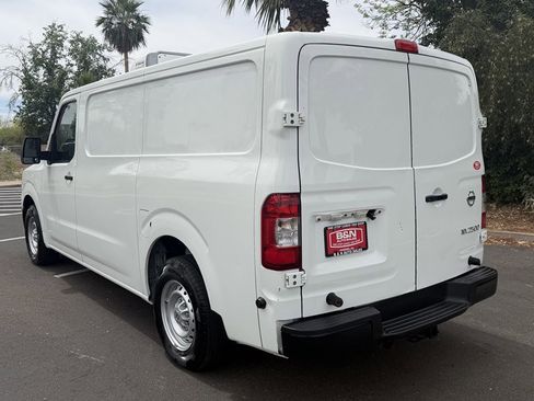 Used 2018 Nissan NV 2500 S image 3