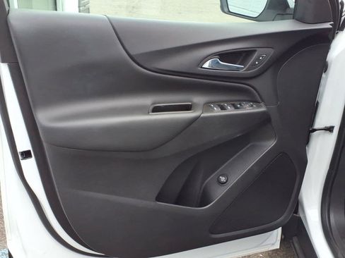 Certified 2024 Chevrolet Equinox LT AWD/4WD image 10