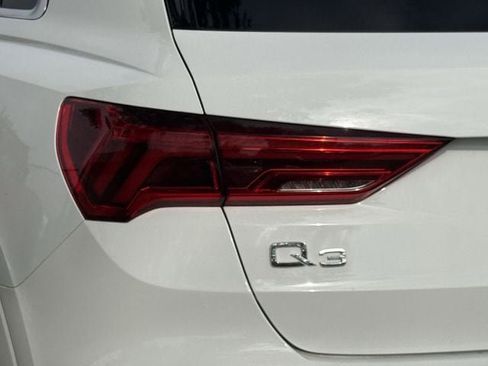 Used 2021 Audi Q3 2.0T Premium w/ Convenience Package AWD/4WD image 6