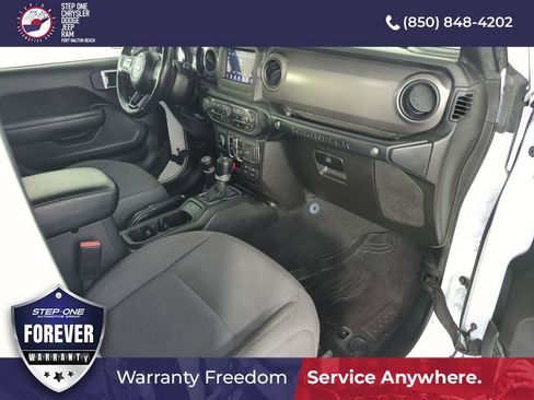 Used 2023 Jeep Wrangler Unlimited w/ Cold Weather Group AWD/4WD image 33