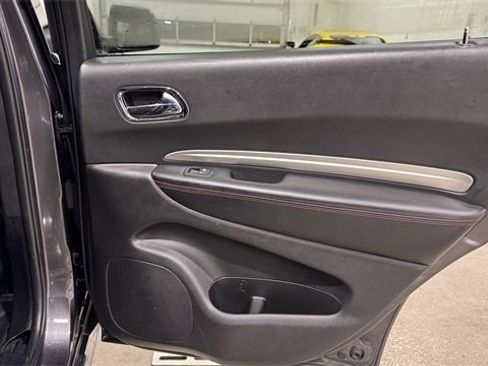 Used 2017 Dodge Durango R/T w/ Technology Group image 12